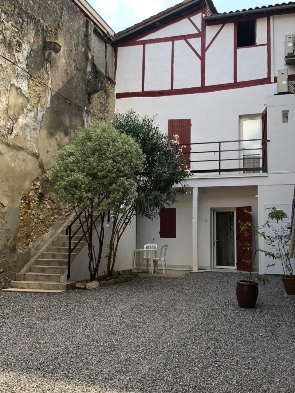 Hotel Des Arceaux Saint-Sever  Exterior photo